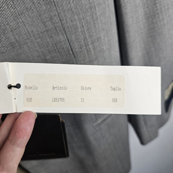 Milano Scala 100% Virgin Wool Untailored Pant Suit - Picture 8 of 14